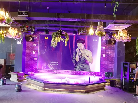 湖北省黃石某酒吧-室內(nèi)Q420S-15㎡