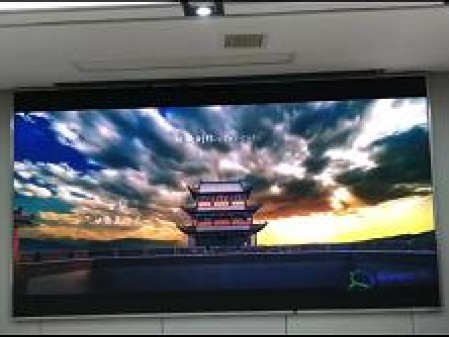 理工大馬房山校區(qū)P 1.8安裝調(diào)試完畢  尺寸：3.84x2.08   像素點(diǎn)：2064x1118