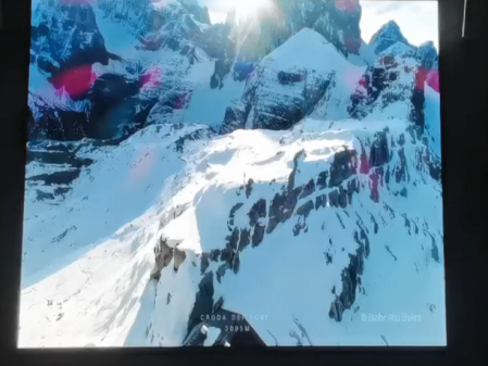 后湖室內(nèi)全彩P2.5安裝完成   尺寸：2.88??2.4   像素點(diǎn)：1152??960